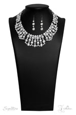 Load image into Gallery viewer, Paparazzi The Heather 2019 Zi Collection Necklace

