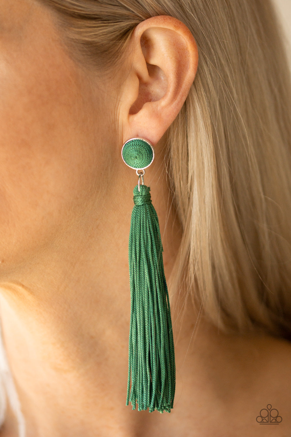 Paparazzi Tightrope Tassel - Green