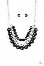 Load image into Gallery viewer, Paparazzi Empire State Empress - Black Necklace
